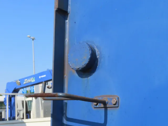 ゲートにメクラ加工されている箇所があります。|いすゞ フォワード QKG-FVR34U2改の写真42