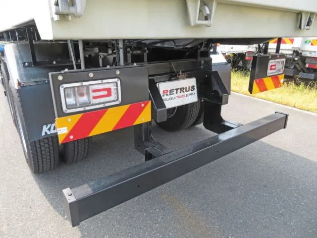 テールランプはLEDテールです。|日野 プロフィア 2DG-FS1AGEの写真18