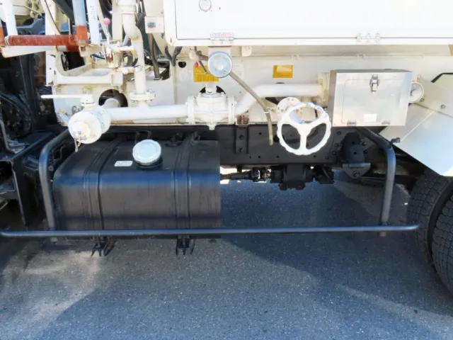 配管の状態です。|日野 レンジャー 2KG-FC2ABA(2WD)の写真19