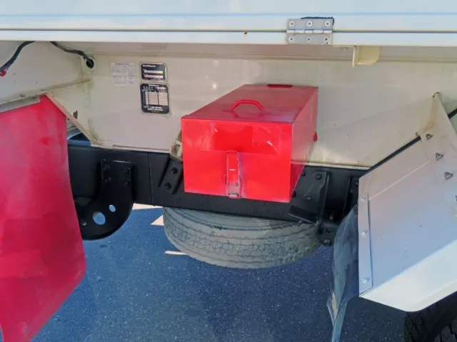 消火器付きです。|日野 レンジャー 2KG-FC2ABA(2WD)の写真22