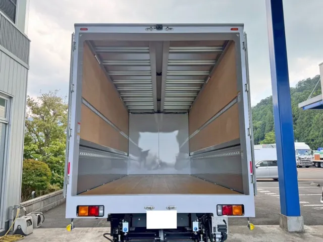 三菱 ファイター 2KG-FK65F(2WD)の写真9