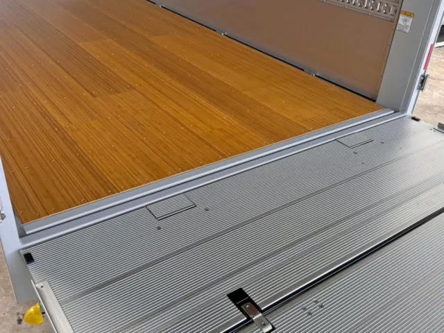 ゲートを上限まで上げた状態です。|三菱 ファイター 2KG-FK65F(2WD)の写真14