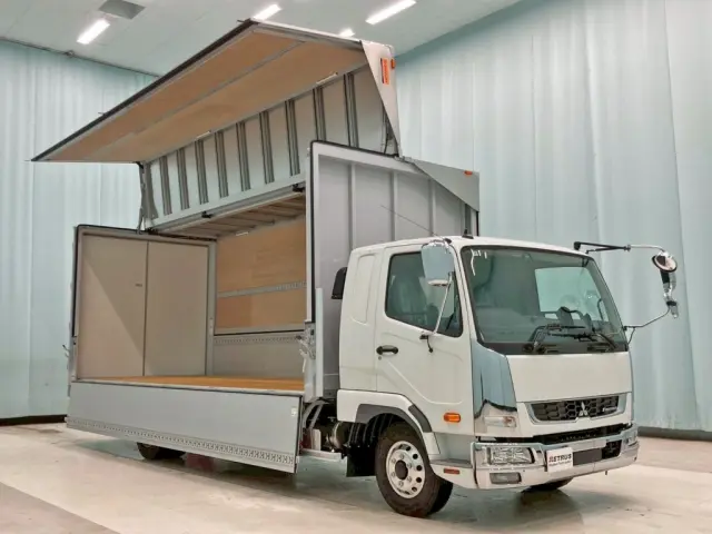 ホイールはアルミ製です。|三菱 ファイター 2KG-FK65F(2WD)の写真3