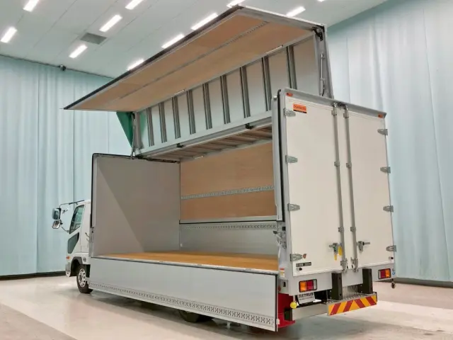 三菱 ファイター 2KG-FK65F(2WD)の写真5