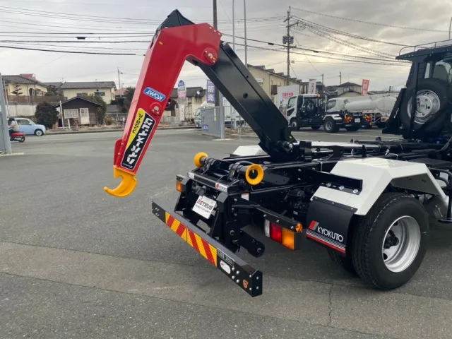 ハイパースイング|三菱 ファイター 2KG-FK72F(2WD)の写真7