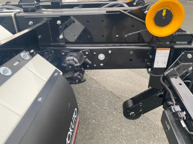 シャシ廻り|三菱 ファイター 2KG-FK72F(2WD)の写真8