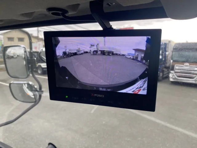 バックモニター|三菱 ファイター 2KG-FK72F(2WD)の写真20