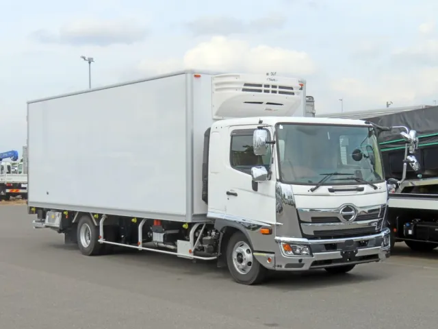 日野 レンジャー 2KG-FD2ABG(2WD)の写真2