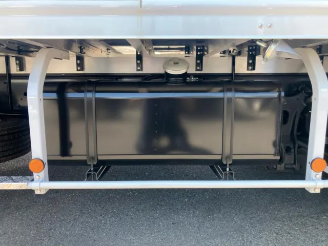 燃料タンクです。|日野 レンジャー 2KG-FD2ABG(2WD)の写真37