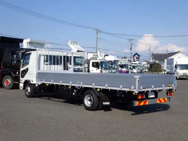 三菱 ファイター 2KG-FK62F(2WD)の写真3