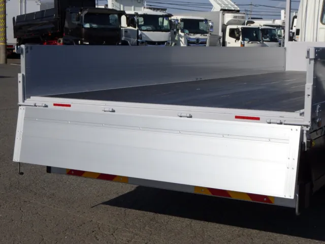 三菱 ファイター 2KG-FK62F(2WD)の写真30