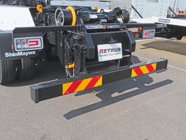 テールランプはLEDテールです。|日野 プロフィア 2DG-FS1AJEの写真14