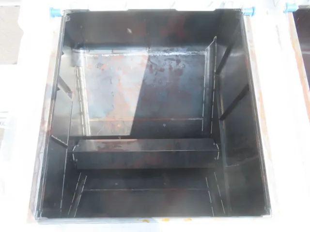 前から4室目です。|三菱 スーパーグレート 2KG-FV80VYPの写真14