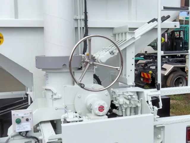 三菱 スーパーグレート 2KG-FV80VYPの写真16