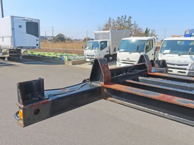 先端部にサビ・キズ・軽いヘコミがあります。|トレクス  CTB34003改の写真44