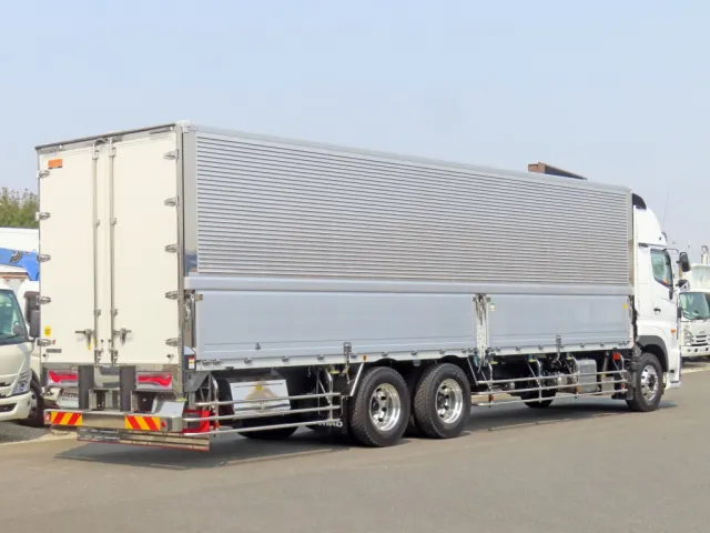 日野 プロフィア 2DG-FR1AHCの写真4