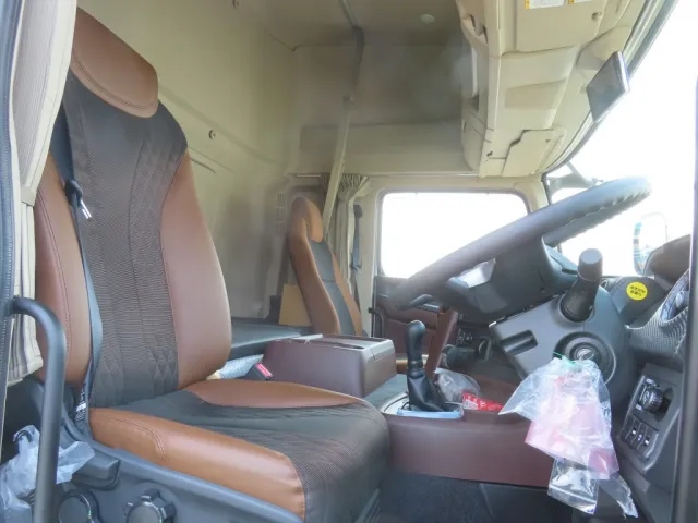 ハイルーフキャビンです。|日野 プロフィア 2DG-FR1AHCの写真6