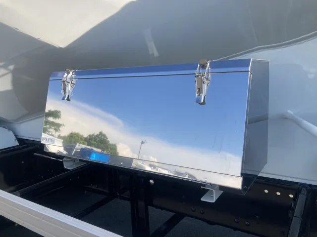 工具箱の状態です。|三菱 スーパーグレート 2PG-FU84GZの写真27