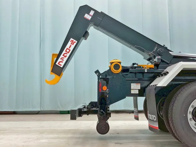 ジャッキは油圧式です。|三菱 スーパーグレート 2PG-FV80VYの写真11