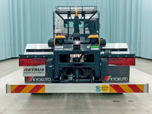 リヤ周りの状態です。|三菱 スーパーグレート 2PG-FV80VYの写真14