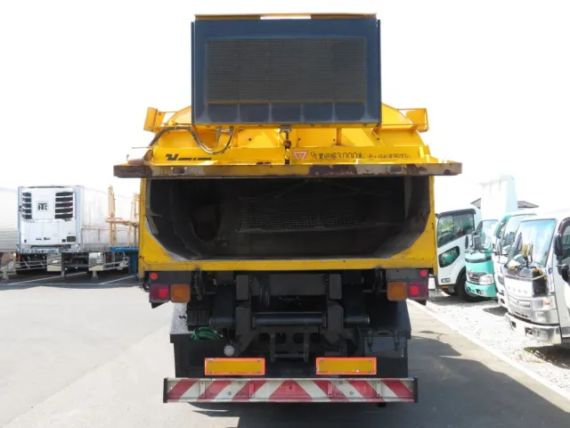 いすゞ フォワード KL-FTR33F4改の写真7