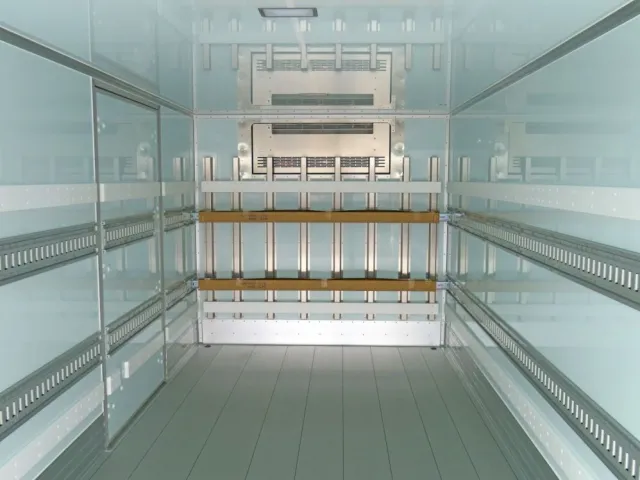 冷凍機の吹き出し口の状態です。|日野 レンジャー 2KG-FD2ABG(2WD)の写真9