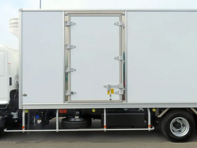 日野 レンジャー 2KG-FD2ABG(2WD)の写真11