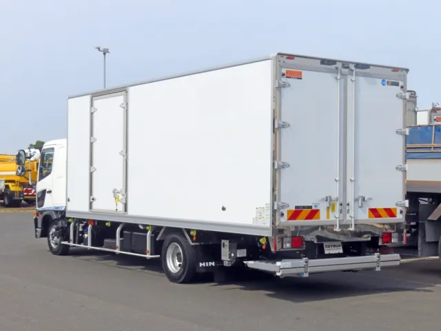 日野 レンジャー 2KG-FD2ABG(2WD)の写真3