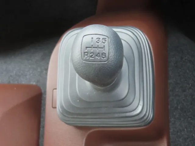 日野 レンジャー 2KG-FD2ABG(2WD)の写真21