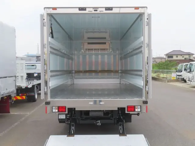 荷台全体の状態です。(門口周りはステンレス製です)|日野 レンジャー 2KG-FD2ABG(2WD)の写真8