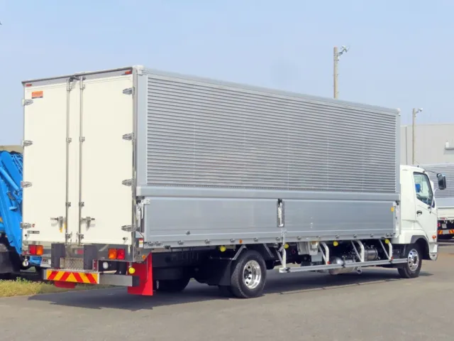 三菱 ファイター 2KG-FK65F(2WD)の写真4