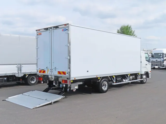 三菱 ファイター 2KG-FK65F(2WD)の写真4