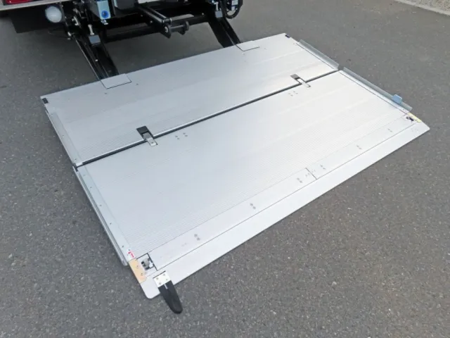 ゲートステージの状態です。|三菱 ファイター 2KG-FK65F(2WD)の写真11