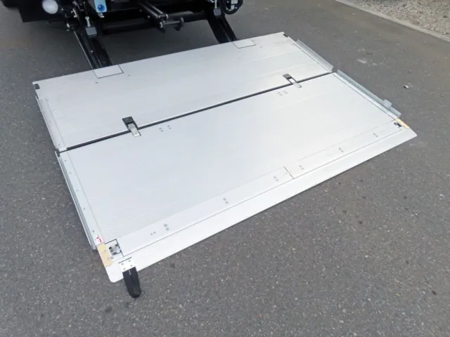 ゲートステージの状態です。|三菱 ファイター 2KG-FK65F(2WD)の写真11