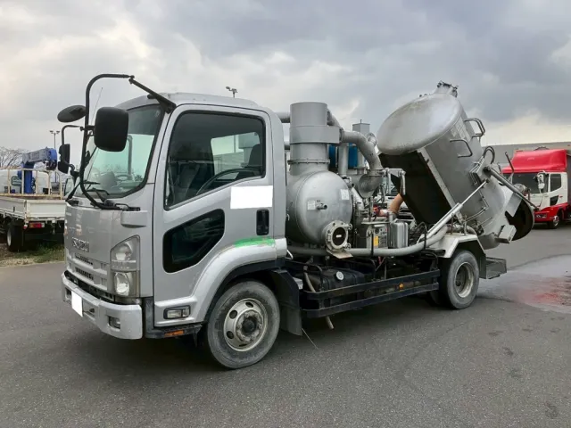 いすゞ フォワード PKG-FRR90S1(2WD)の写真1