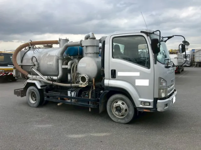 いすゞ フォワード PKG-FRR90S1(2WD)の写真2