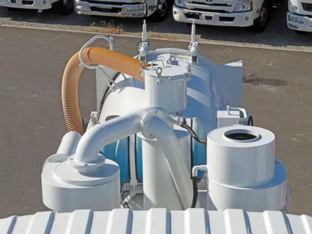 いすゞ フォワード PKG-FRR90S1(2WD)の写真7