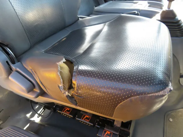 いすゞ フォワード PKG-FRR90S1(2WD)の写真29