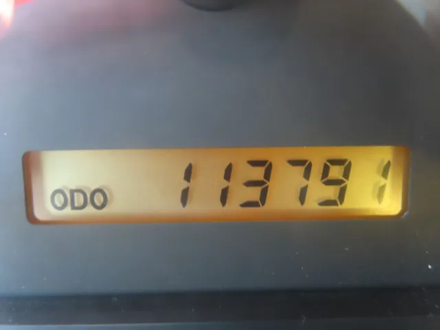 188,246㎞時にディーラーにてメーター交換歴があり、合算で302,037Kmの実走行です。|いすゞ フォワード SKG-FRR90T2改(2WD)の写真23