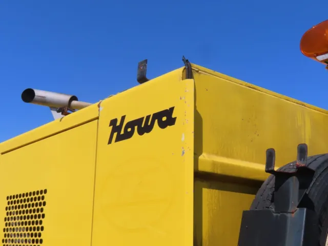 ボディー側面に看板日焼け跡があります。|いすゞ フォワード SKG-FRR90T2改(2WD)の写真40