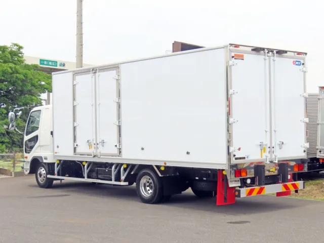 三菱 ファイター 2KG-FK65F(2WD)の写真3