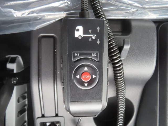 エアサスのコントローラーです。|三菱 ファイター 2KG-FK65F(2WD)の写真16