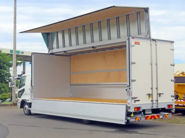 三菱 ファイター 2KG-FK65F(2WD)の写真3