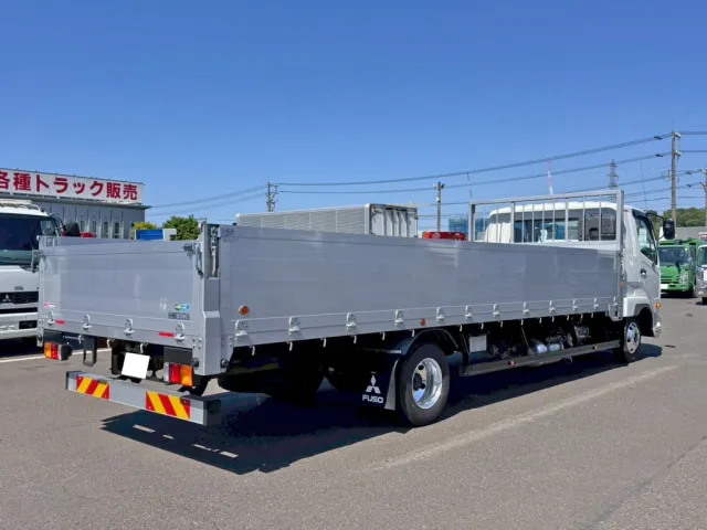 三菱 ファイター 2KG-FK62F(2WD)の写真4