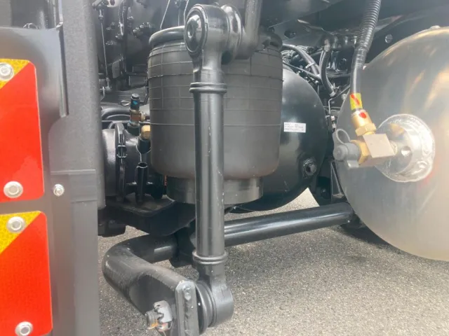 エアサスの状態です。|三菱 スーパーグレート 2RG-FP84VDRの写真6