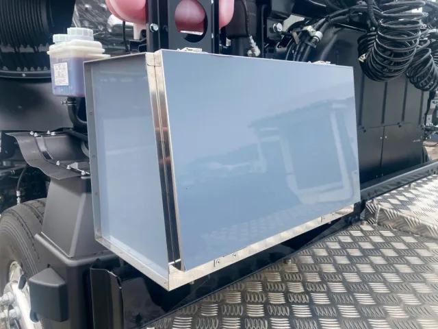 工具箱の状態です。|三菱 スーパーグレート 2RG-FP84VDRの写真21