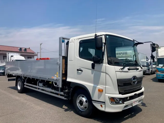 日野 レンジャー 2KG-FD2ABA(2WD)の写真2