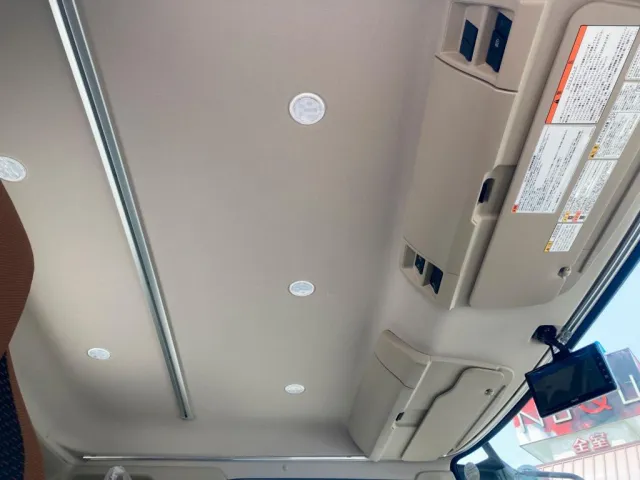 日野 レンジャー 2KG-FD2ABA(2WD)の写真13