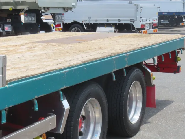 サイドレールに細かいキズ・サビがあります。|日野 レンジャー LDG-GK8JNAAの写真20