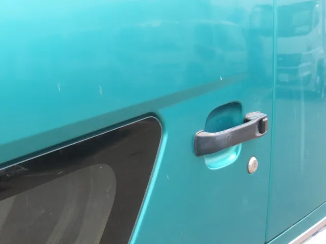 助手席ドアに細かいキズがあります。|日野 レンジャー LDG-GK8JNAAの写真33